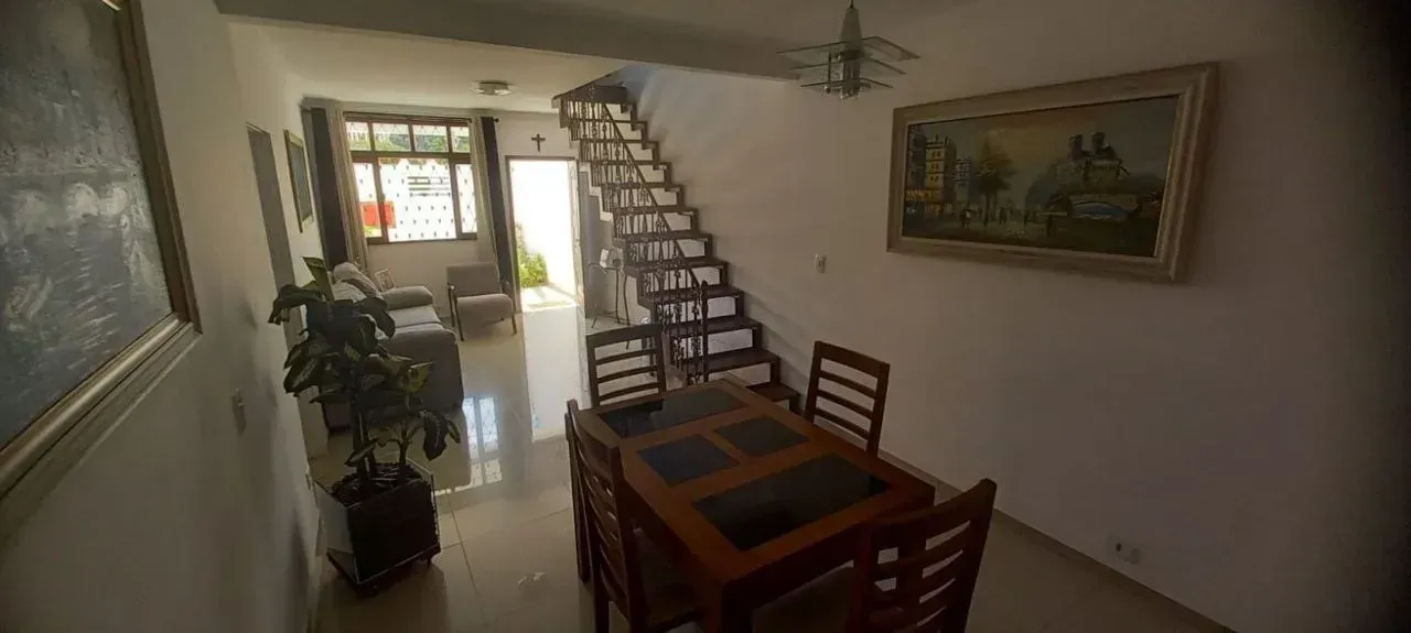 3-bedroom house with a separate kitchen and gas stove — photo 13
