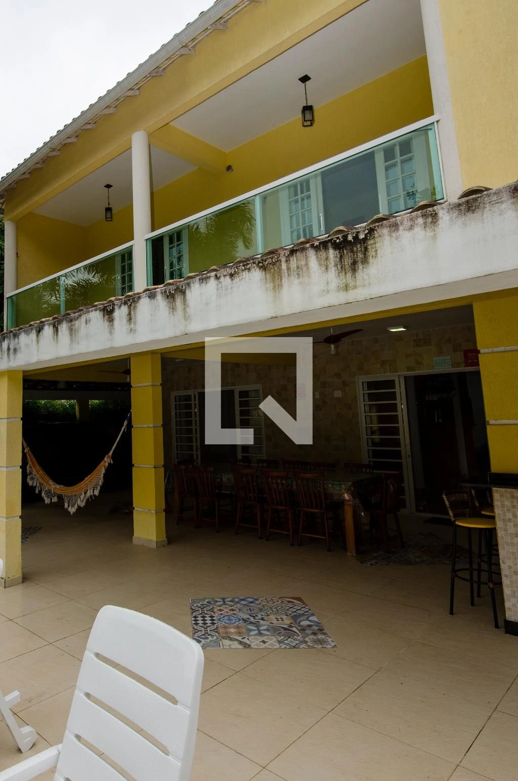 Casa mobiliada com 4 dormitórios e área de lavanderia — photo 30