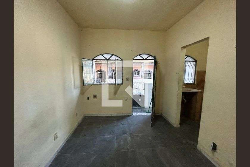 26 m² studio with a separate, closed-off kitchen — photo 6