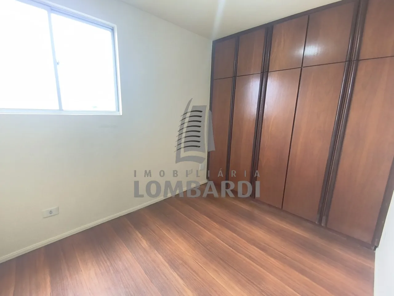 Unfurnished 3-bedroom apartment with 57 m² and a separate kitchen — photo 9