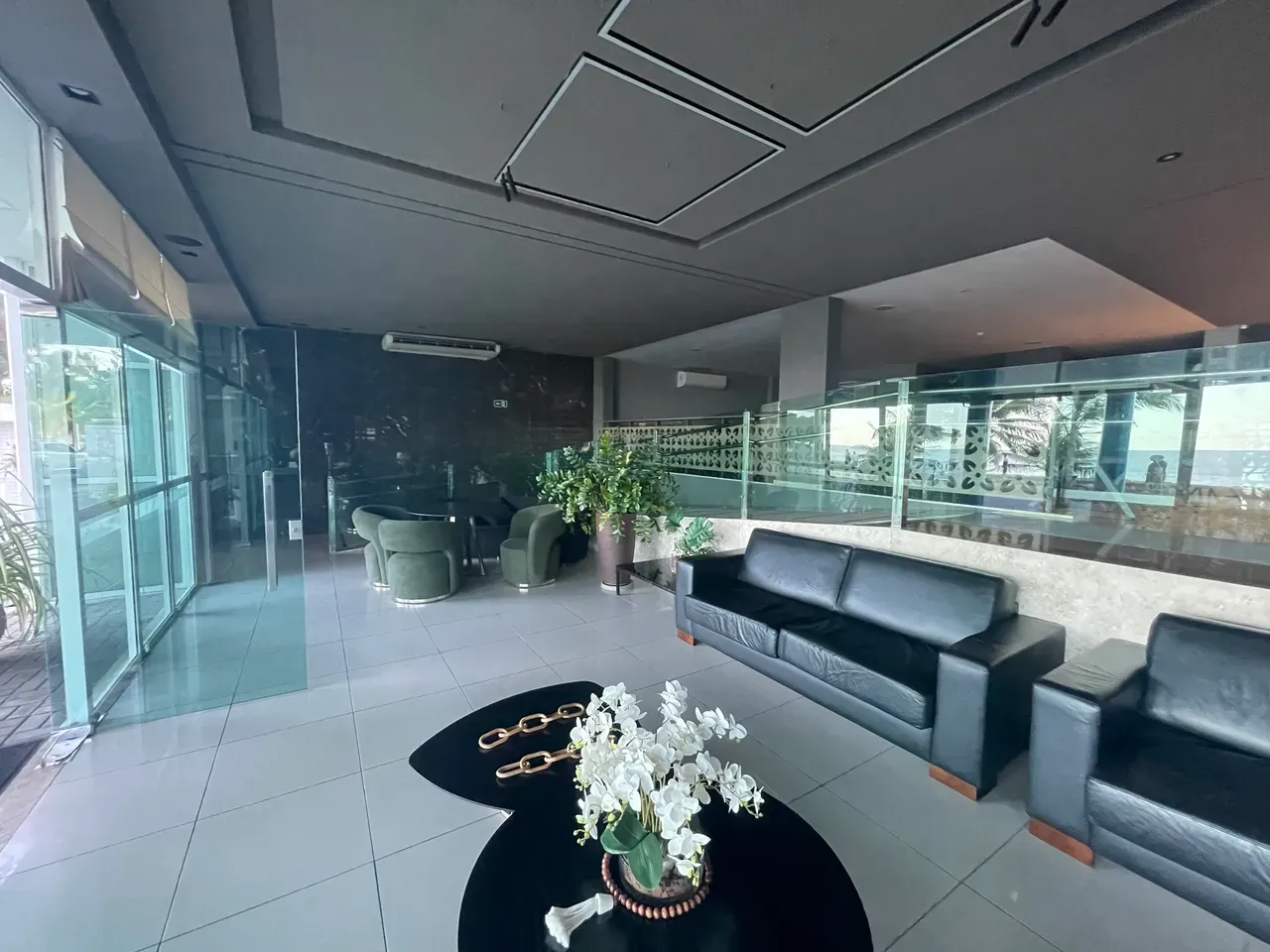 Furnished 1-bedroom apartment with balcony and 1 parking