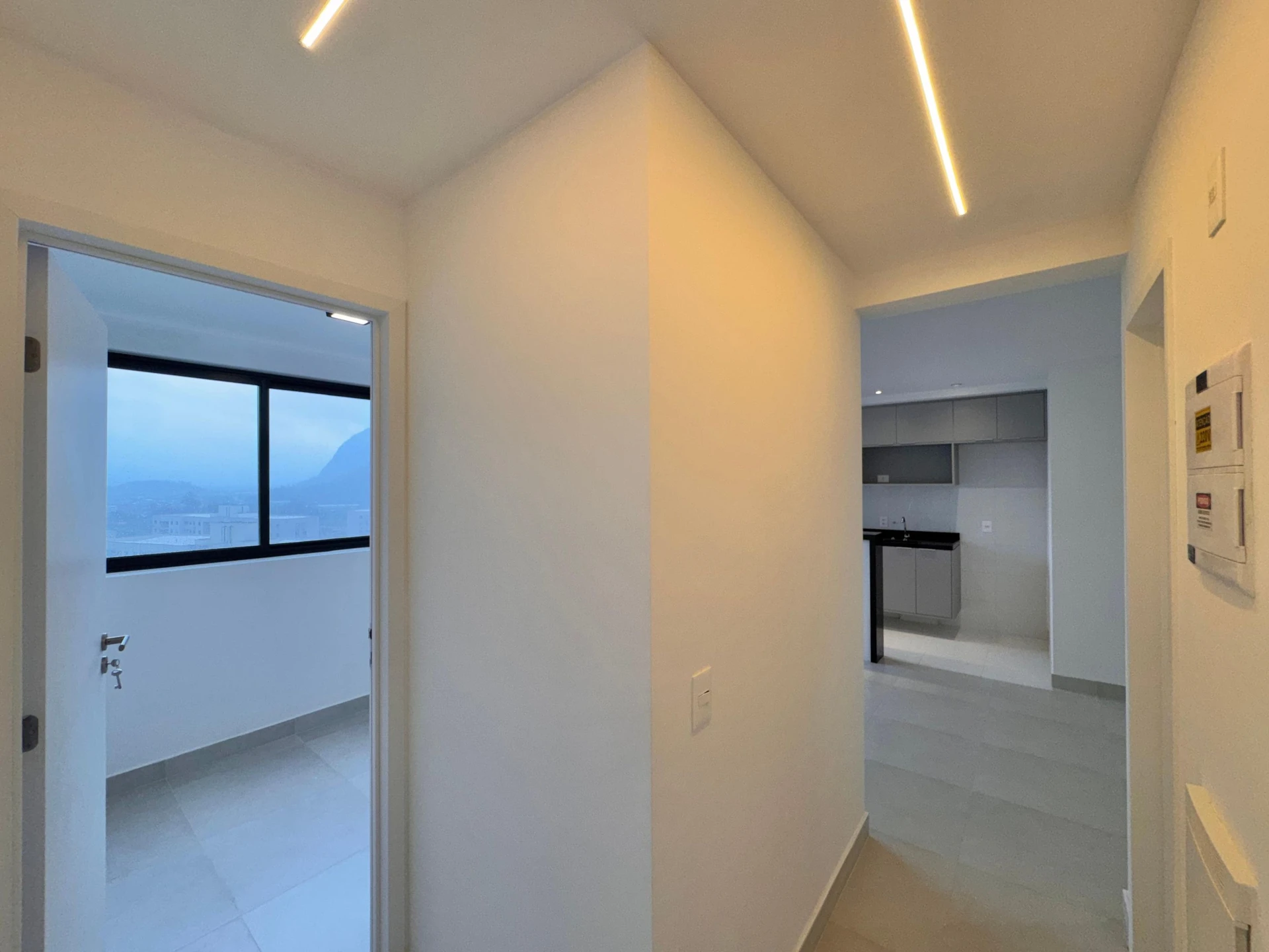 Apartamento amueblado de 3 dormitorios con balcón — photo 89