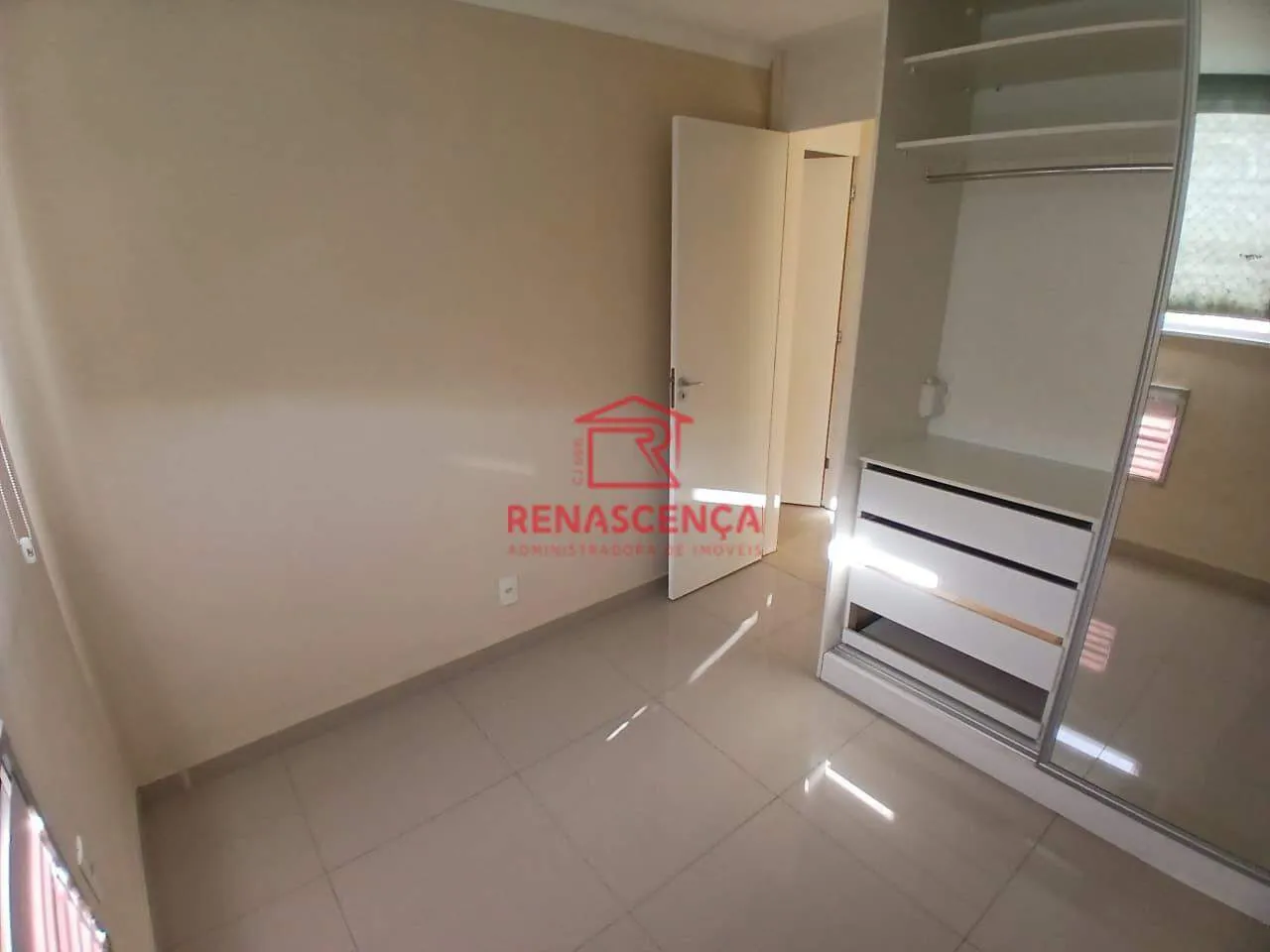Apartamento com 2 quartos e varanda — photo 22