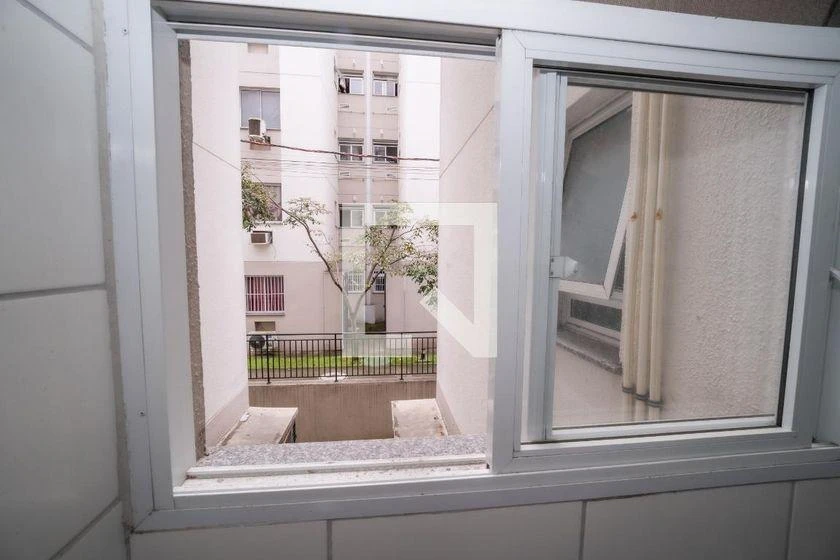 Washing machine in a 2-bedroom apartment, 40 m² — photo 32