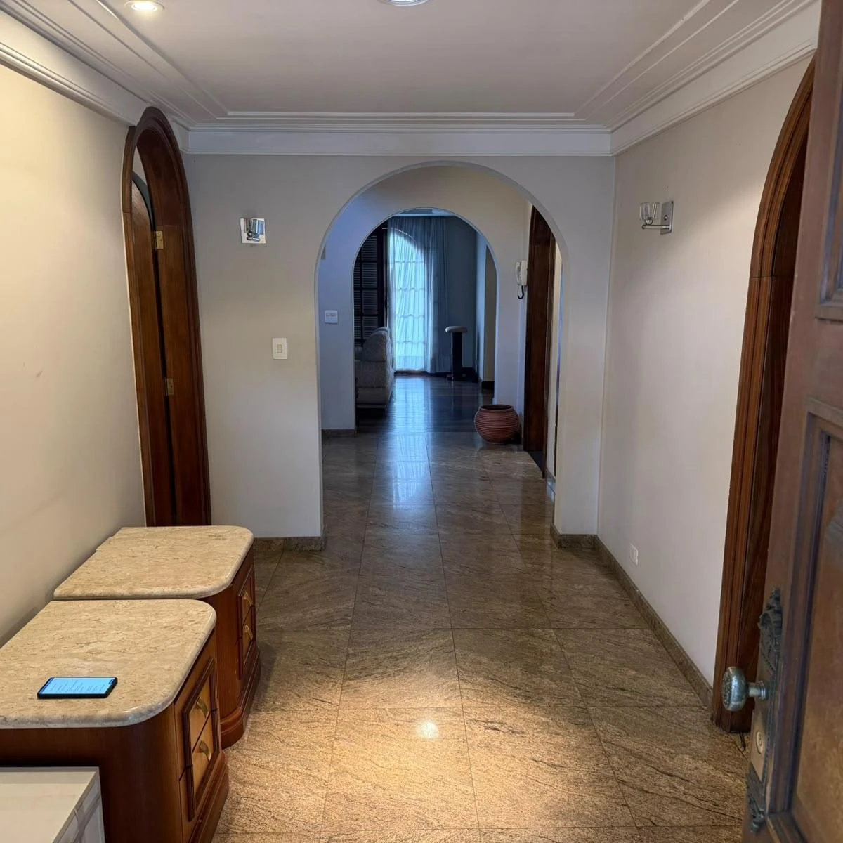 Мебльований будинок на 683 м² з 7 спальнями — photo 39