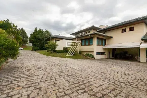 Furnished house with 3 bedrooms and 5 bathrooms — photo 39