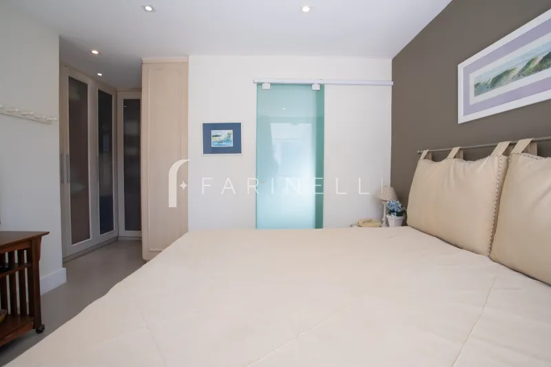 Furnished apartment, 189 m², with a grill on the balcony — photo 22