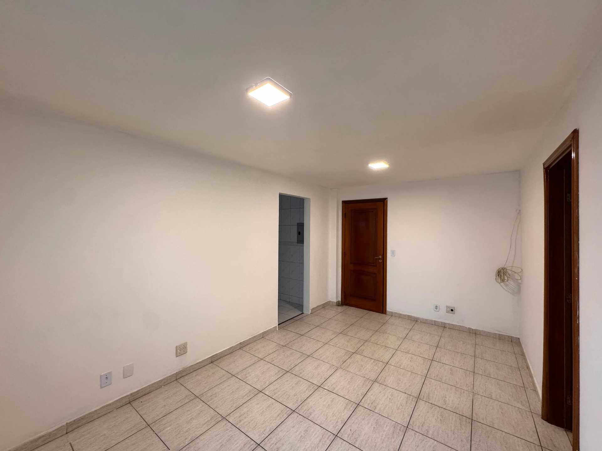 One-bedroom apartment in a building with a sauna — photo 12