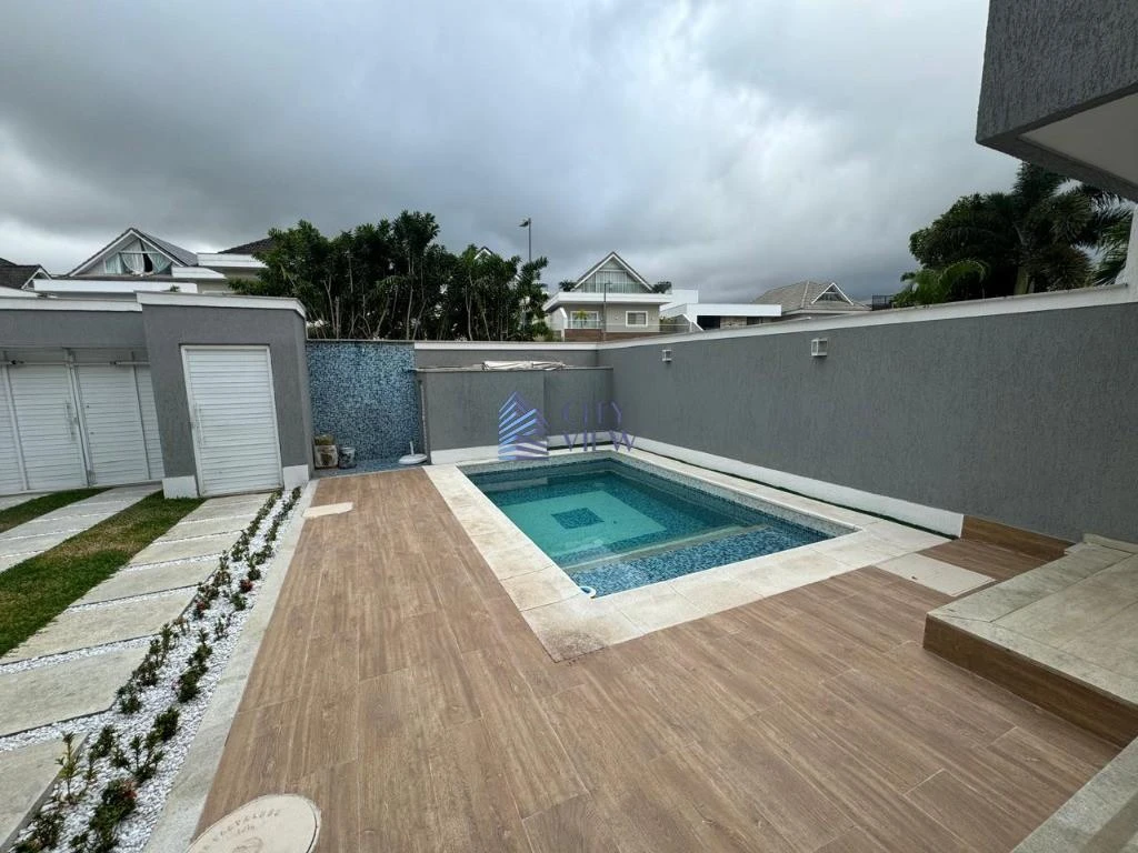 House with 5 bedrooms and 360 m² plus 4 parking spots — photo 2