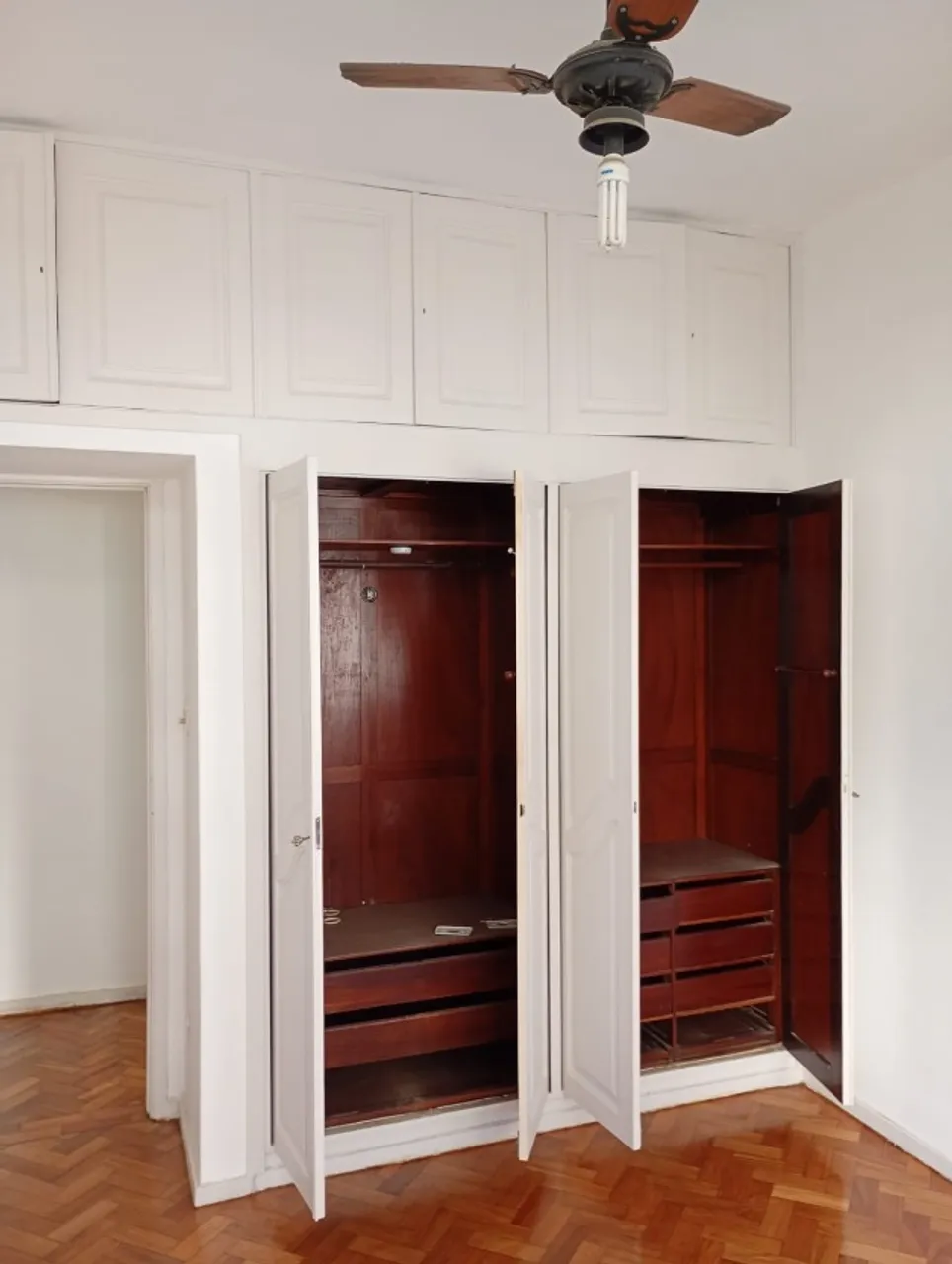 Unfurnished 2-bedroom apartment with 2 bathrooms — photo 10
