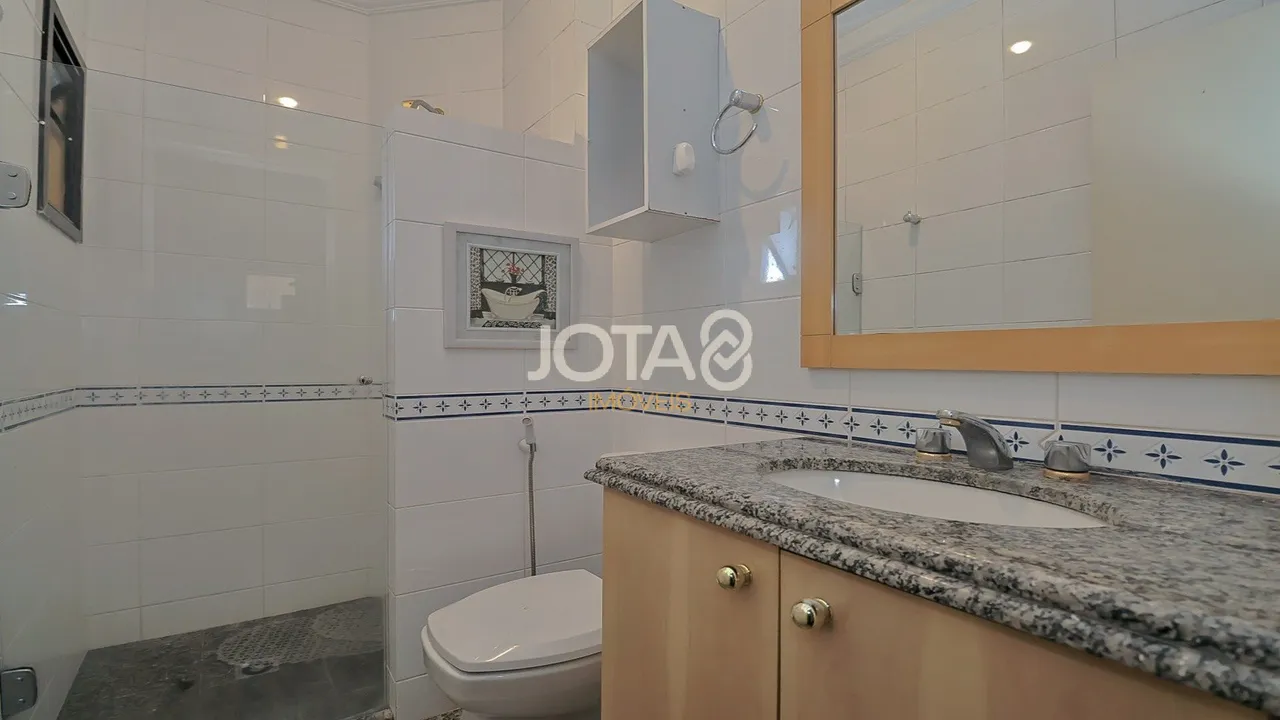 Apartamento de 3 dormitorios con balcón y 2 plazas, 109 m² — photo 14