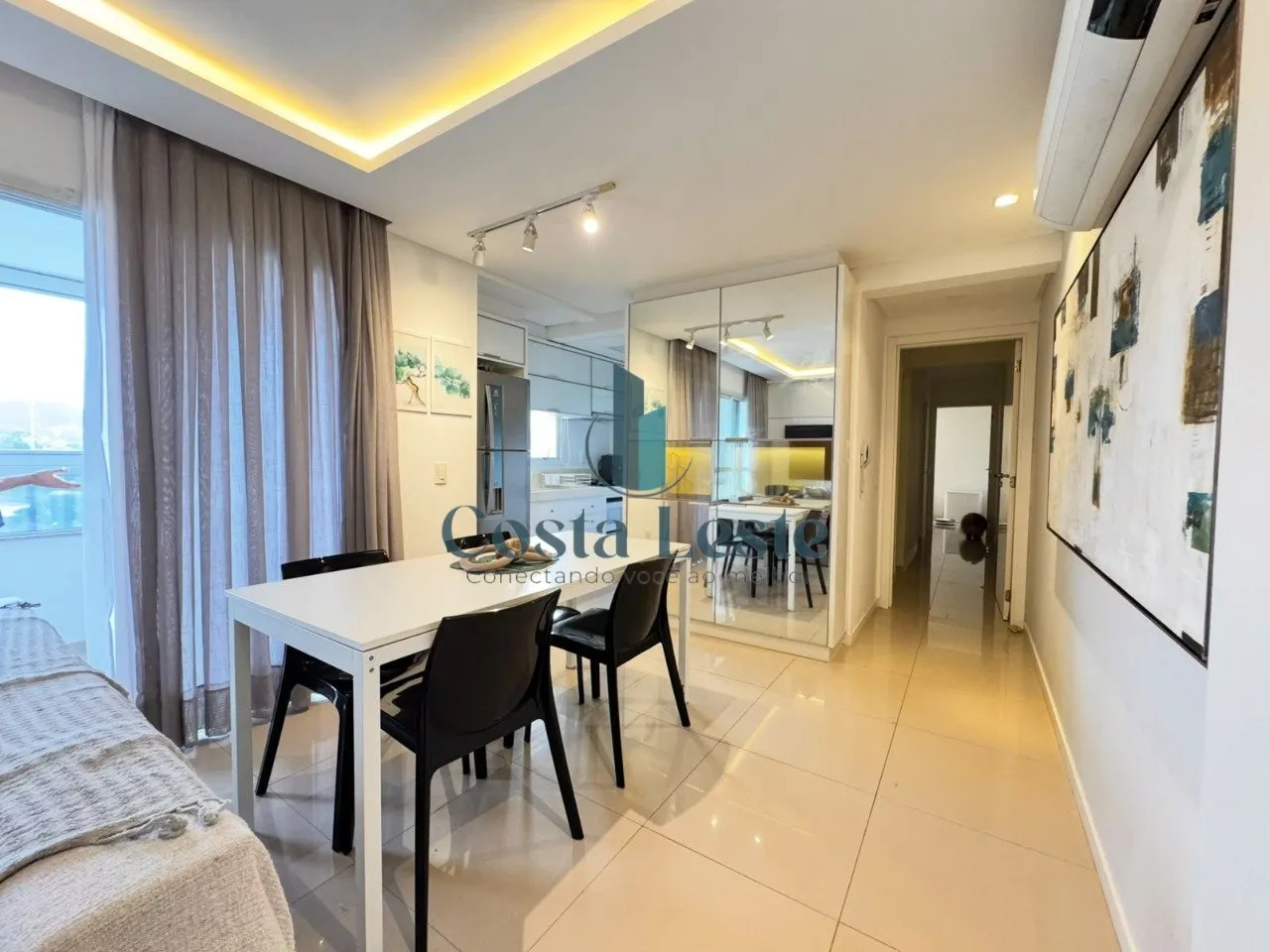2-bedroom apartment with a home office in Florianópolis — photo 16