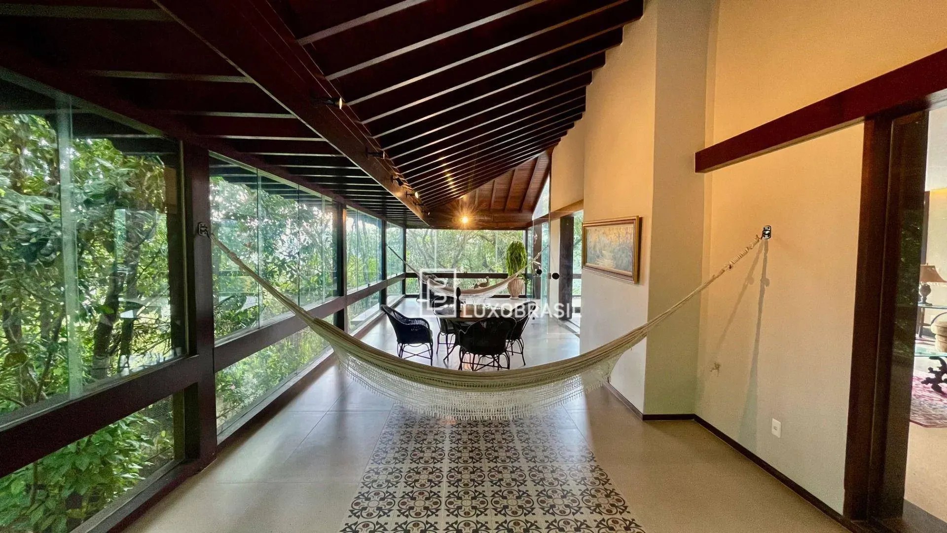 Furnished house with 9 en-suite bedrooms and 12 baths — photo 19
