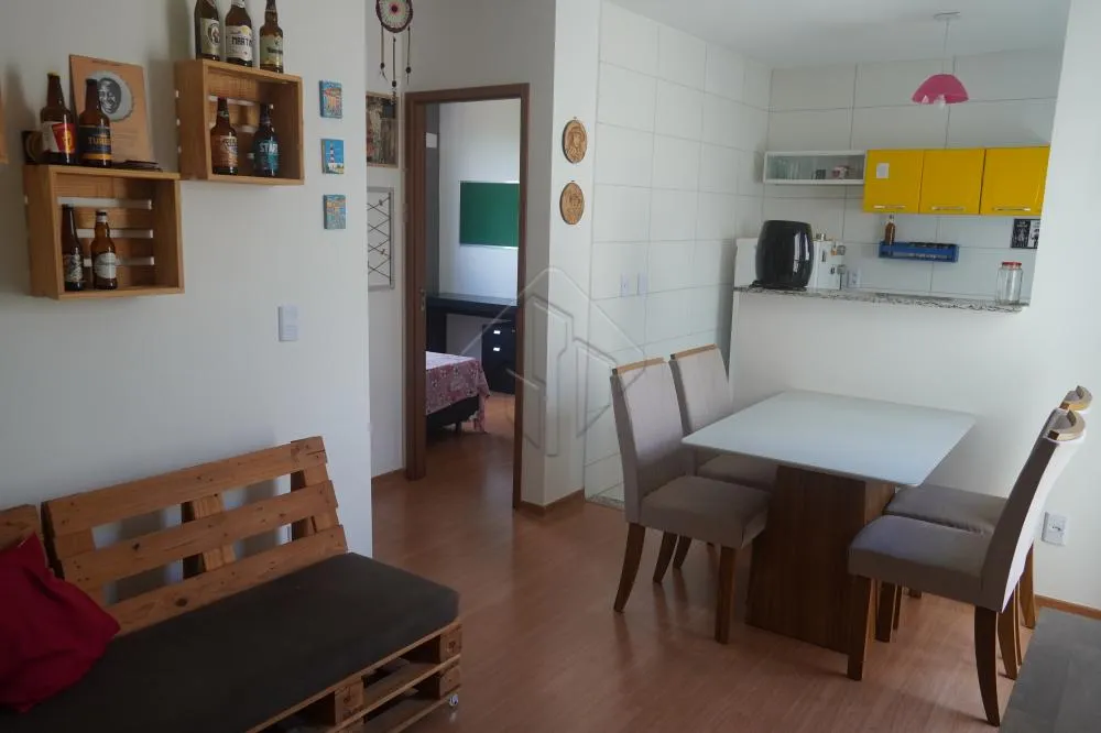 Apartamento mobiliado de 48 m² com 2 quartos e 1 vaga