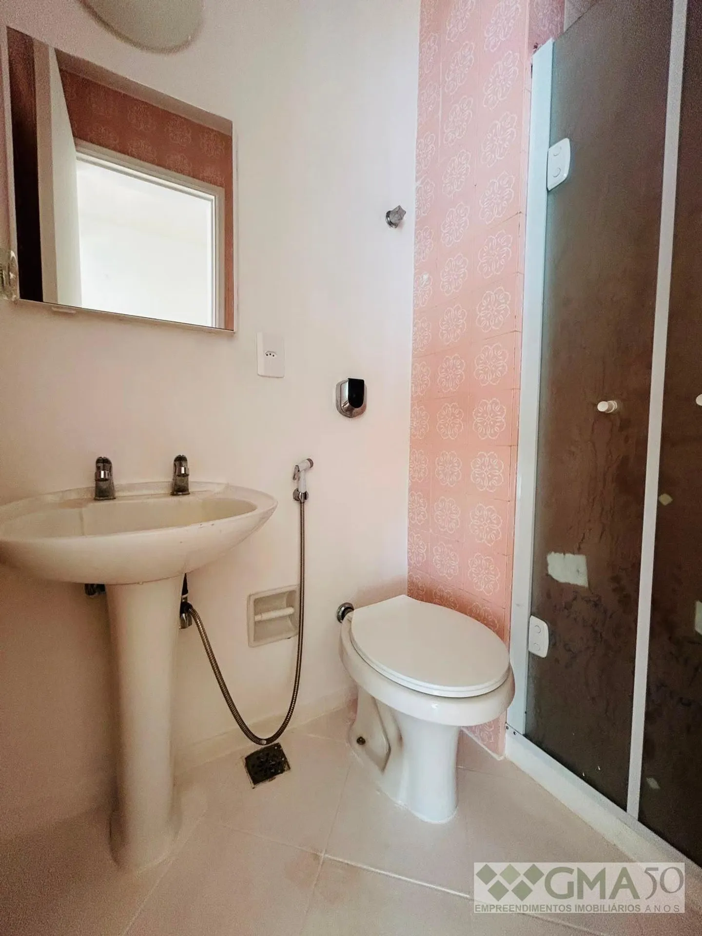 Rental apartment with 3 bedrooms and 3 bathrooms — photo 7