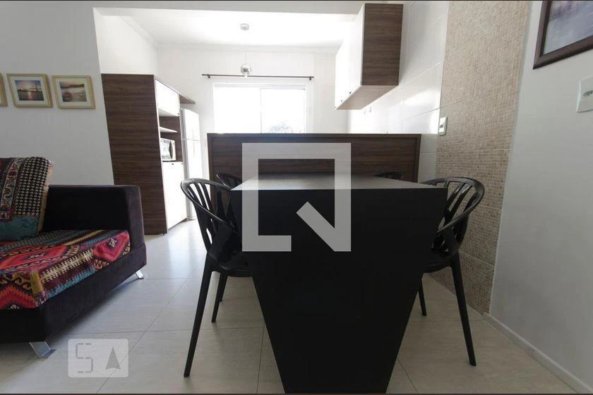2-bedroom apartment with a mountain view in Florianópolis — photo 18
