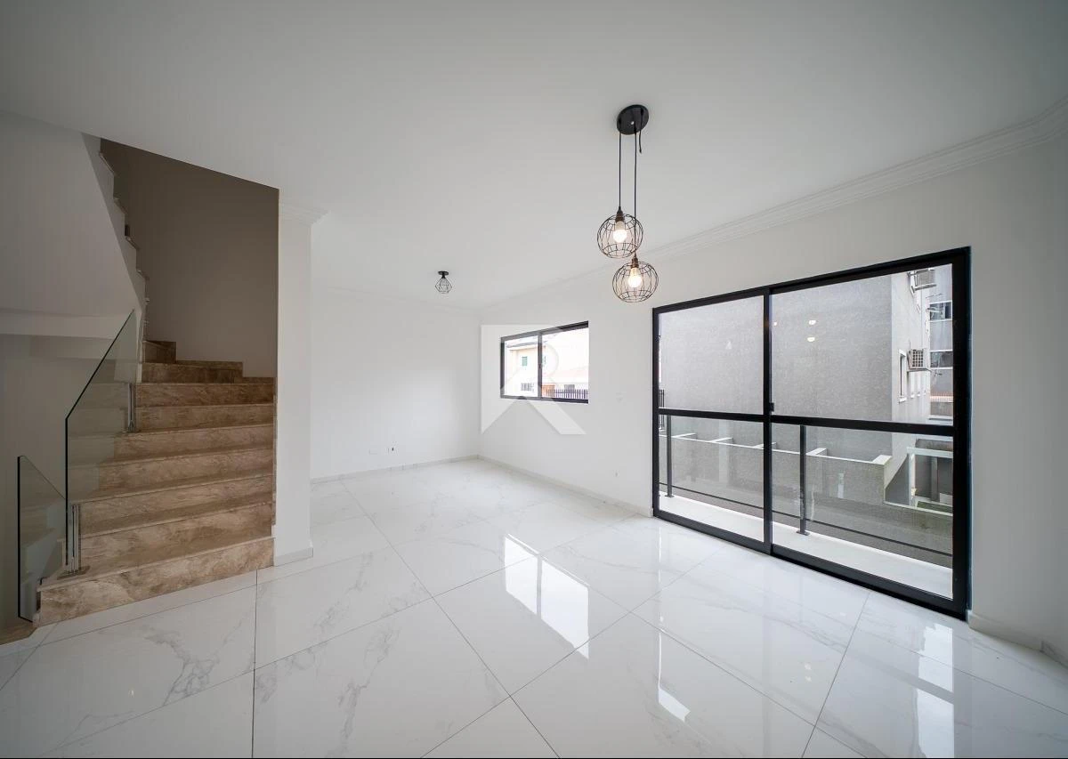3-bedroom house, all with their own bathrooms, 155 m²