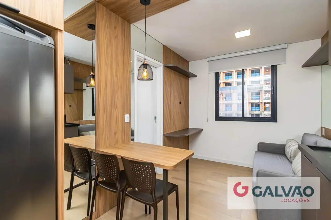 Furnished 1-bedroom apartment with glass shower — photo 10