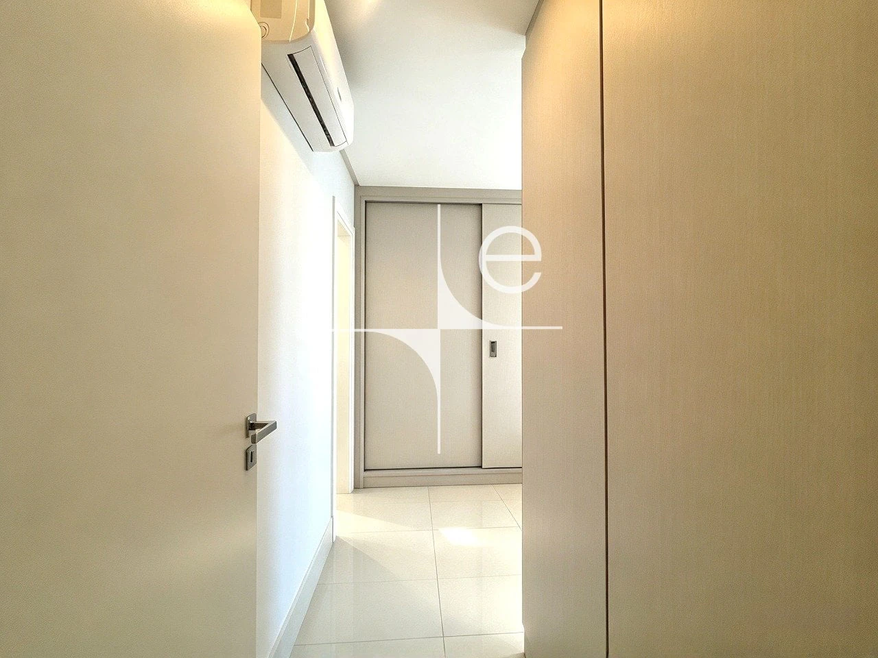 2-bedroom apartment in a building with a sauna — photo 10
