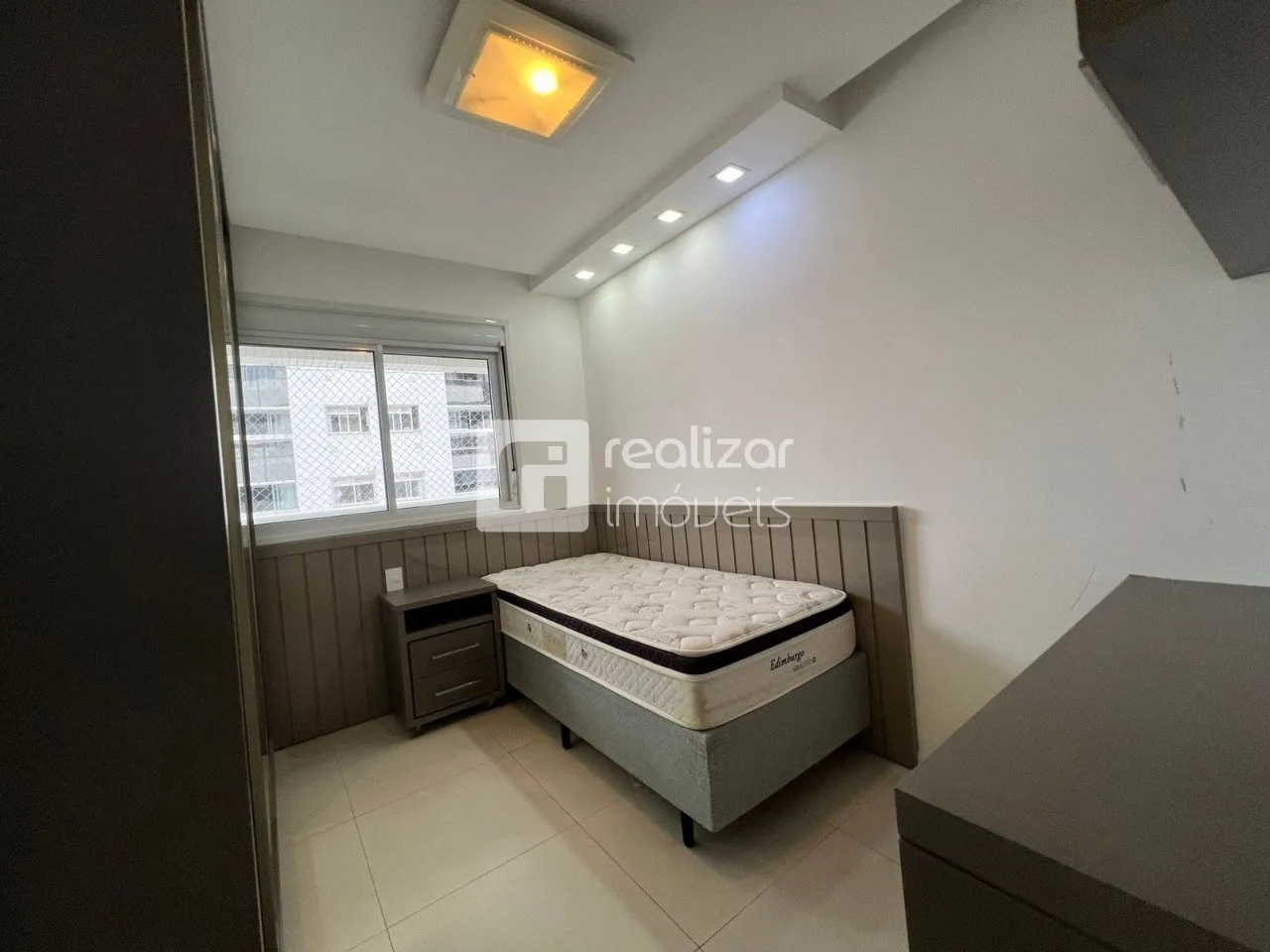 Apartamento amueblado de 3 dormitorios con balcón — photo 13