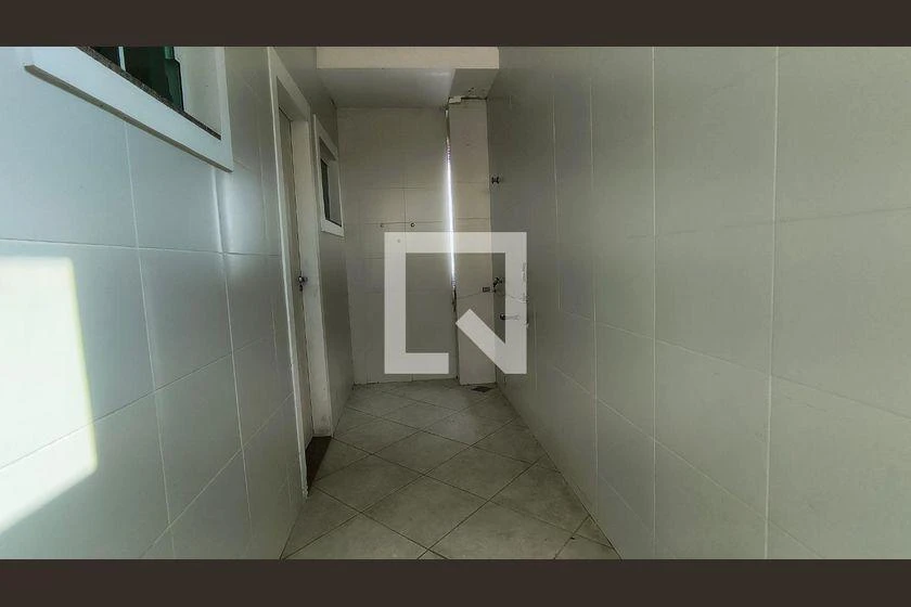 Casa de 300 m² com 3 suítes e 6 banheiros — photo 34
