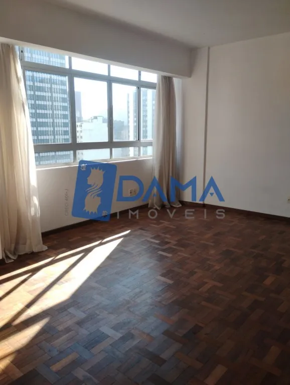 Apartamento com 3 quartos e cozinha fechada de 109 m² — photo 62