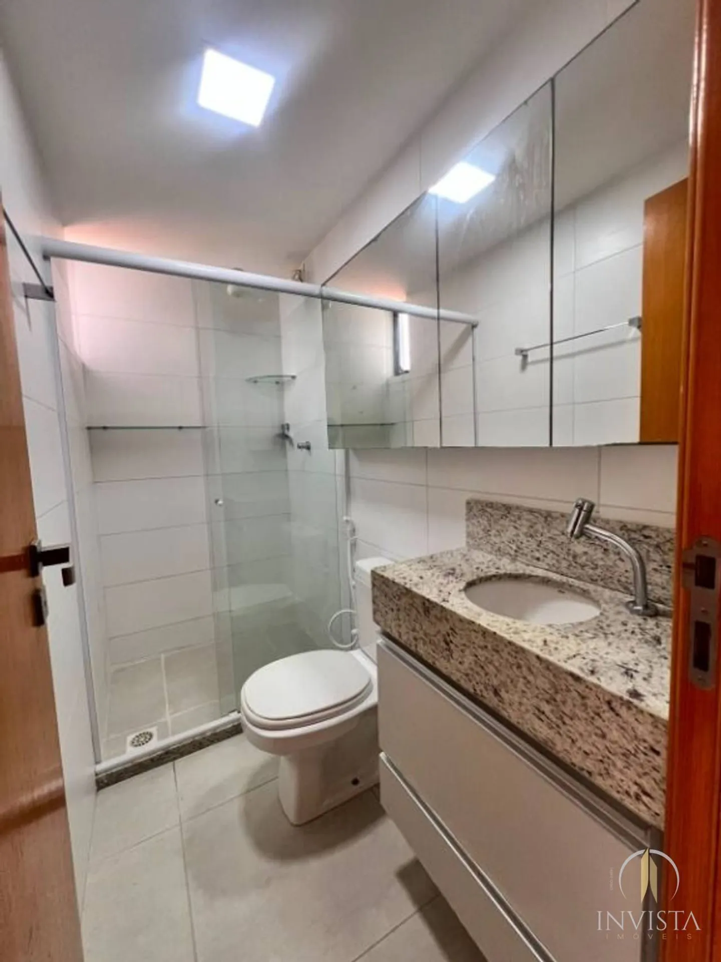 Furnished-apartment feel with 2 bedrooms and 60 m² patio — photo 19