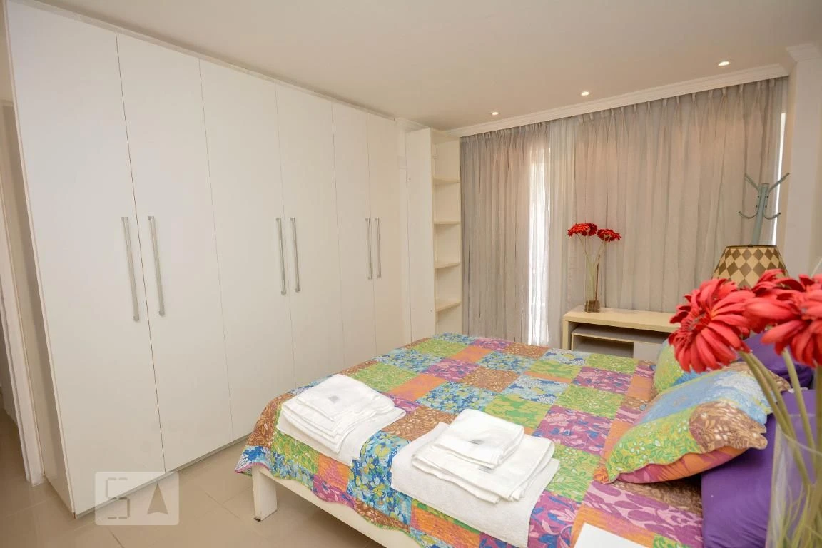 2-bedroom apartment with a bathtub in Rio de Janeiro — photo 8