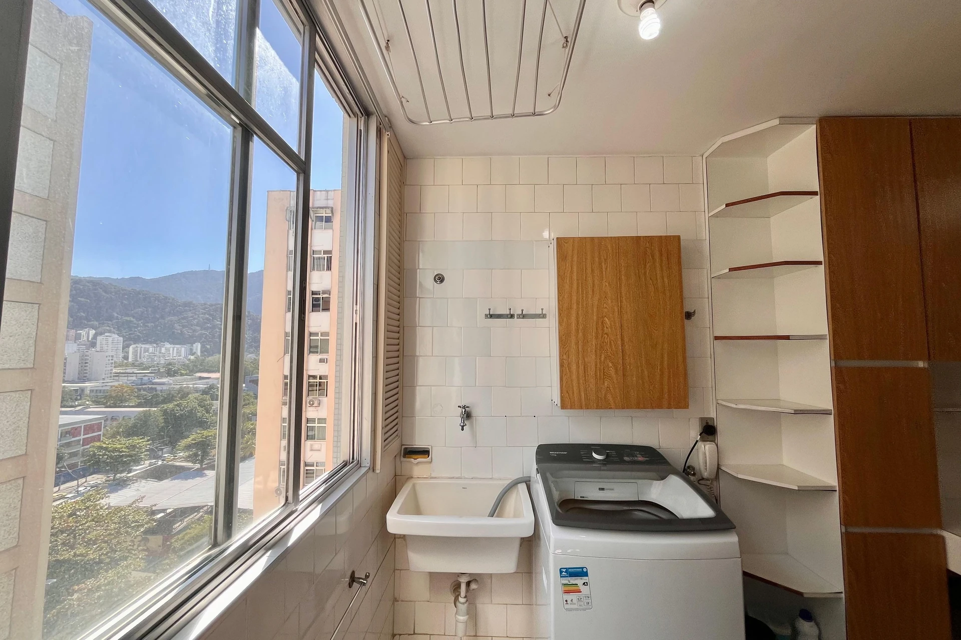 Apartamento mobiliado com 3 quartos e 2 banheiros — photo 10