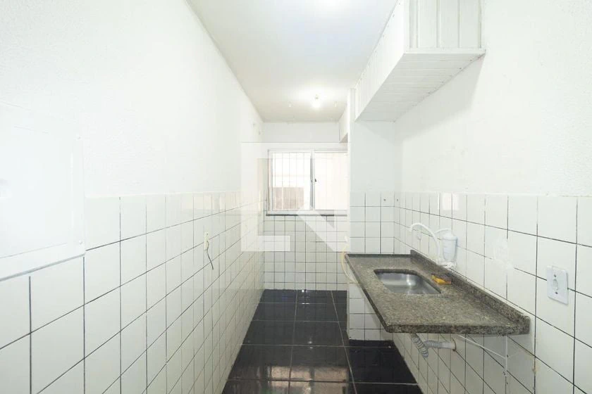Apartamento de 2 quartos com piso de cerâmica e vaga — photo 15