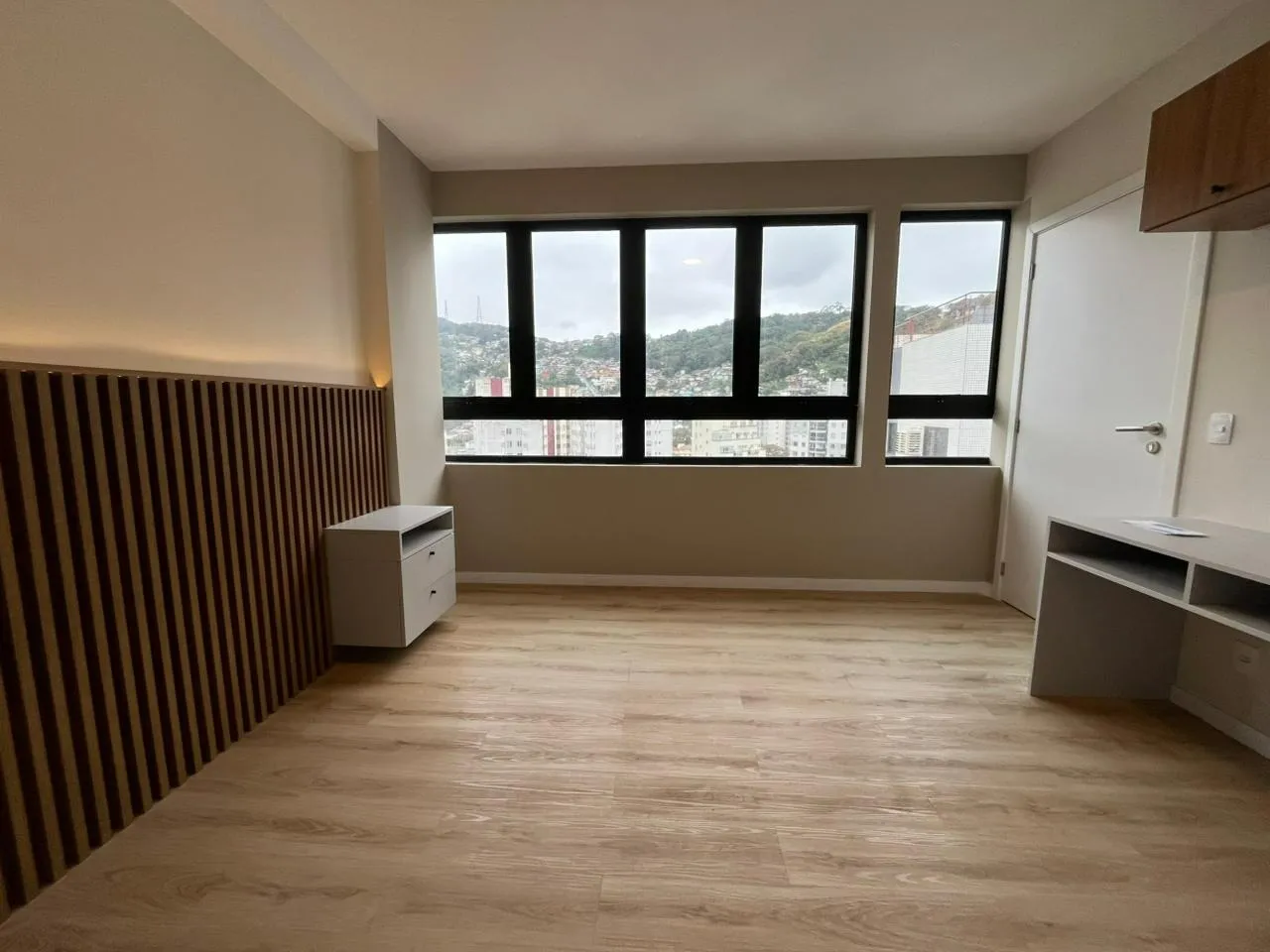 1-bedroom apartment with open-plan kitchen and 70 m² — photo 29