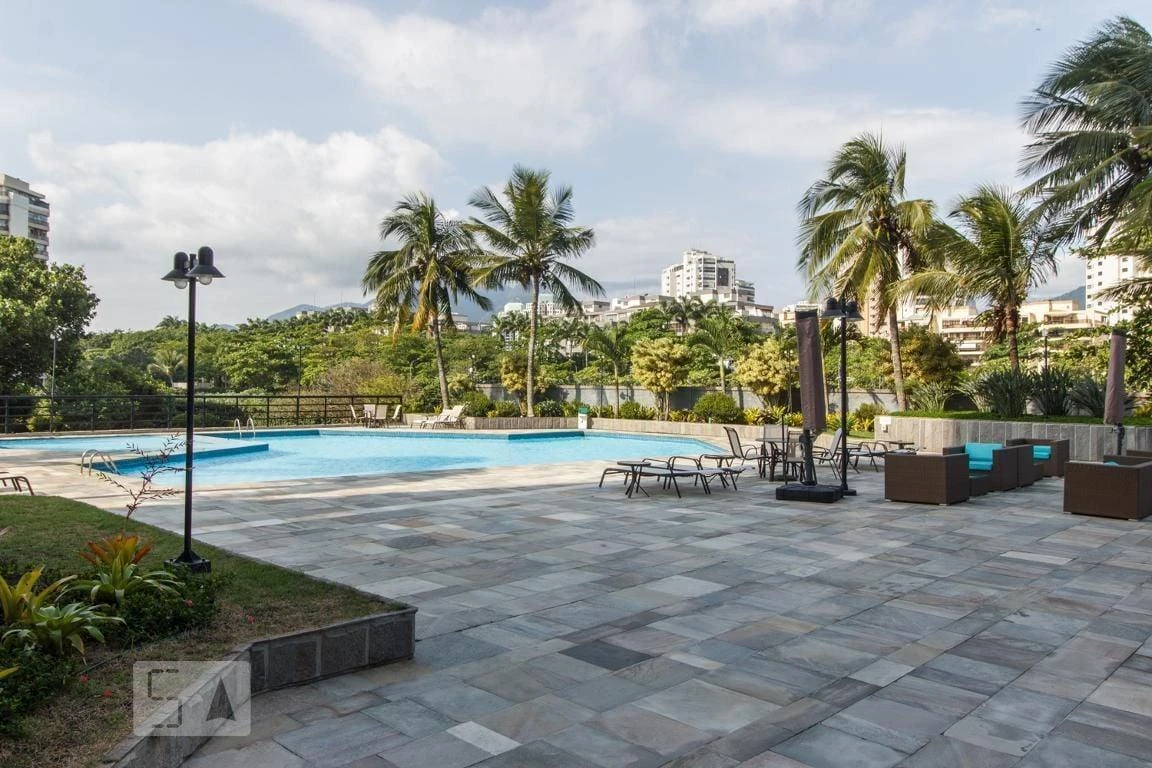 4-bedroom apartment with a water view — photo 29