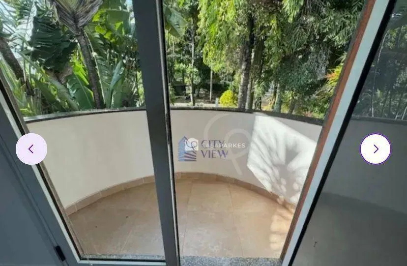 House with 5 bedrooms, separate kitchen, 750 m² — photo 3