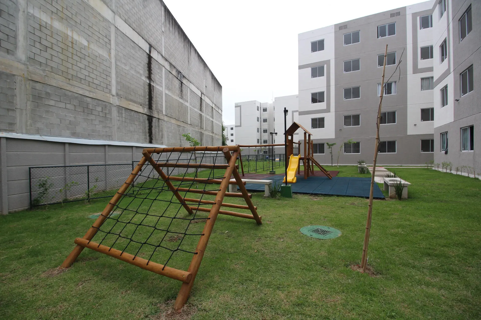 Furnished apartment with 2 bedrooms and 1 parking spot — photo 13