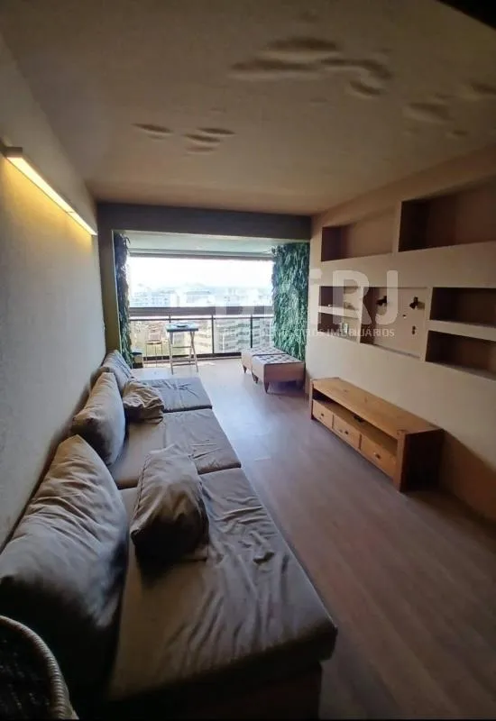Apartamento de 2 dormitorios con balcón acristalado — photo 35