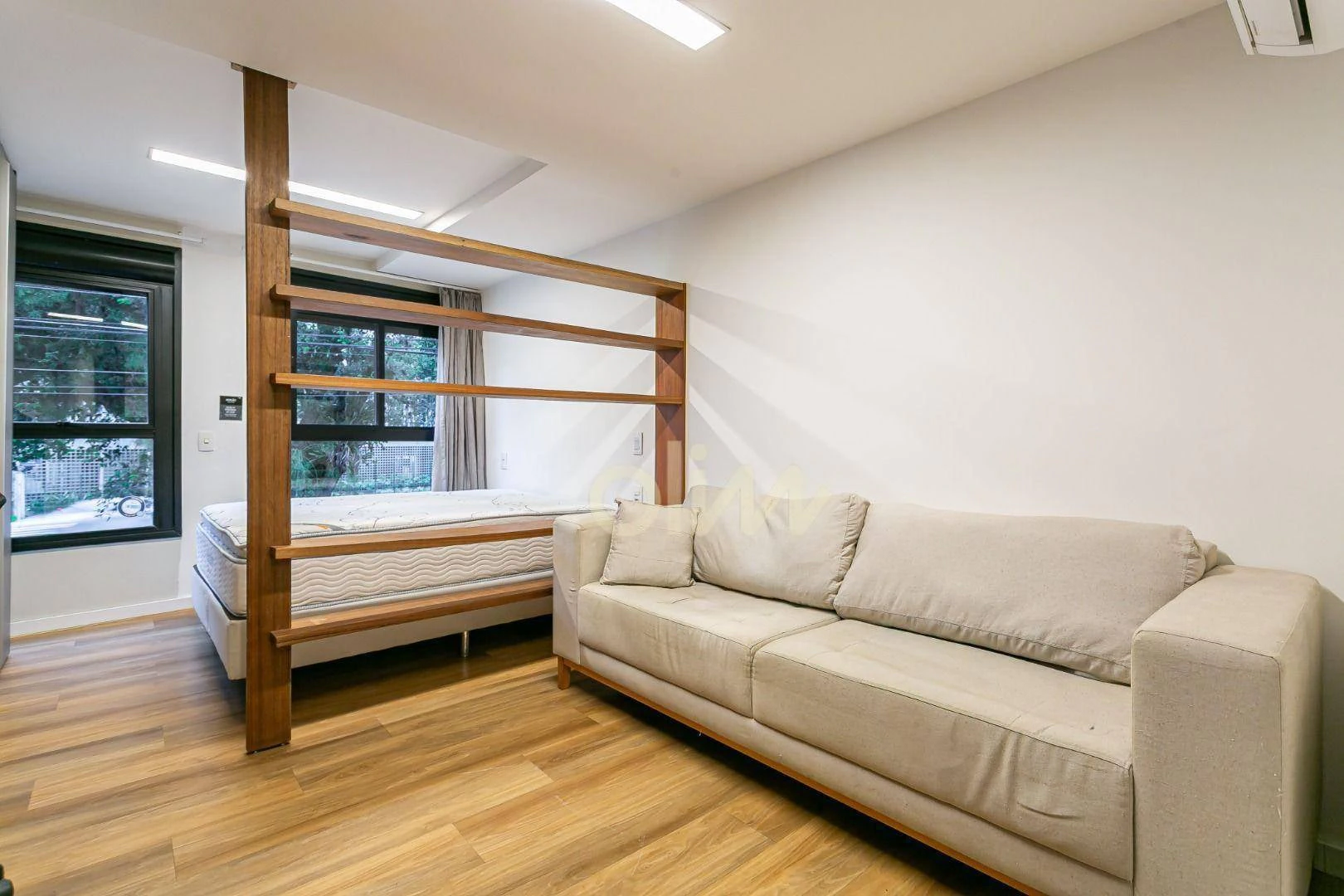 Studio mobiliado com cozinha aberta e 1 quarto suíte — photo 4