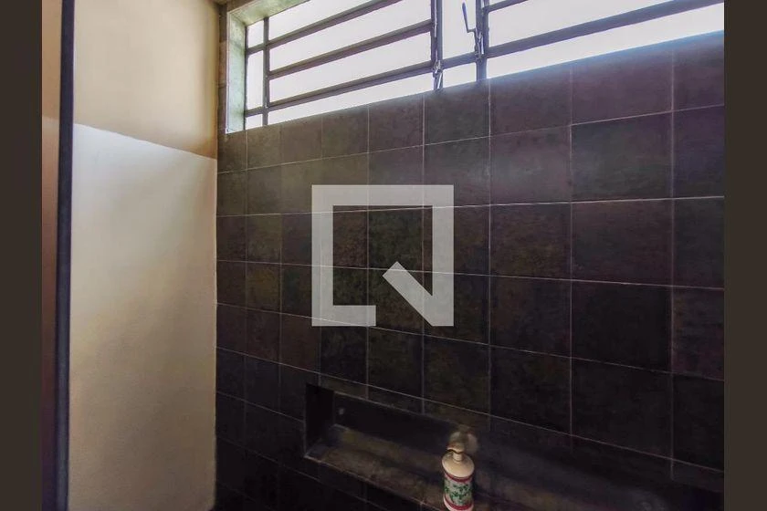 500 m² rental house with 4 bedrooms and 2 bathrooms — photo 16