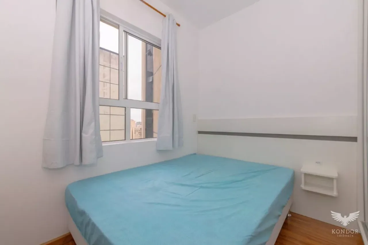 Furnished 2-bedroom apartment with open-plan kitchen — photo 14