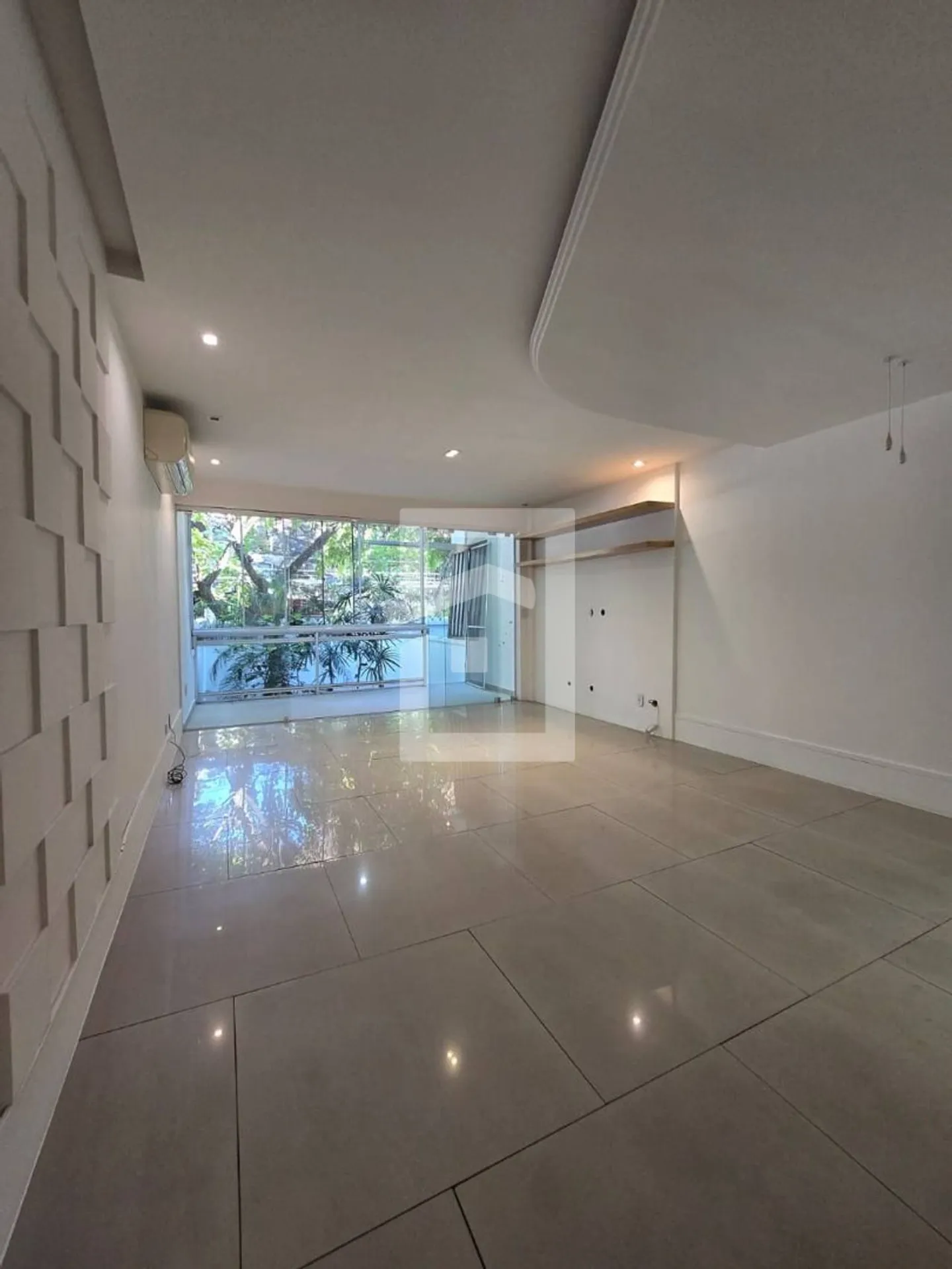 Triplex house with 4 bedrooms and 2 en-suites — photo 22
