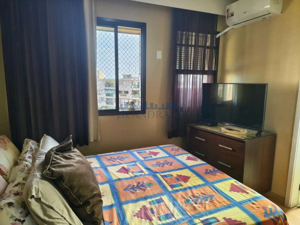 152 m² apartment with 4 bedrooms and enclosed balcony — photo 25