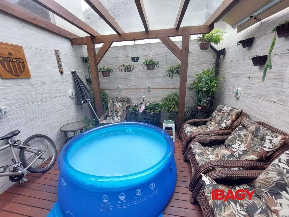 2-bedroom house with a washing machine — photo 9
