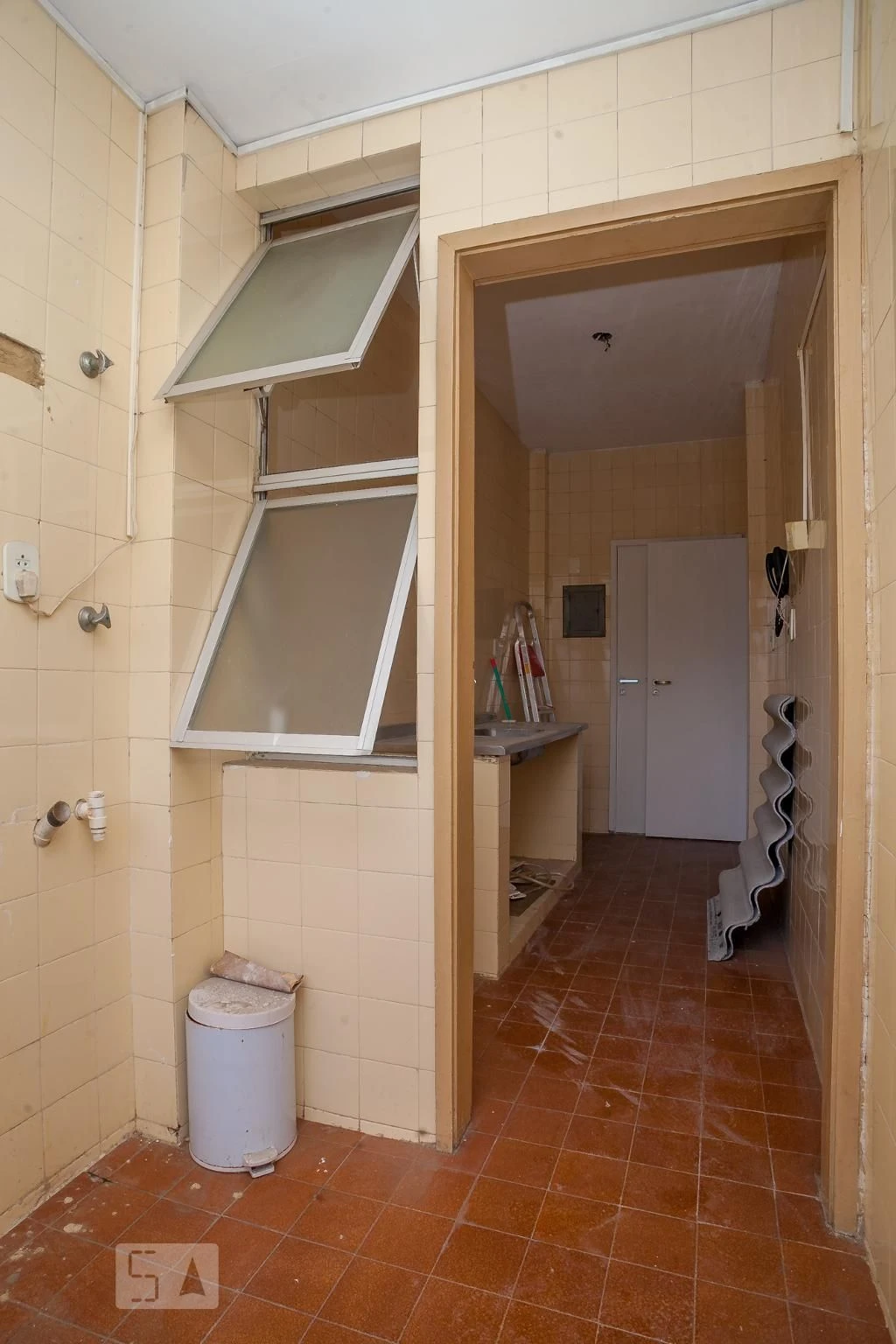 2-bedroom apartment with a mountain view in Rio de Janeiro — photo 31