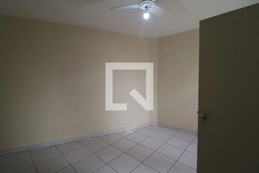 Apartment with 2 bedrooms, 1 bathroom and separate kitchen — photo 19