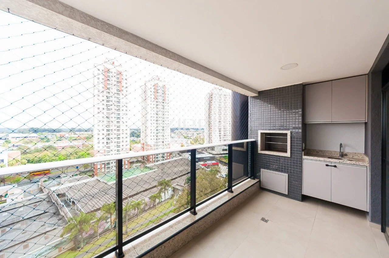 2-bedroom apartment in a building with a tennis court — photo 17