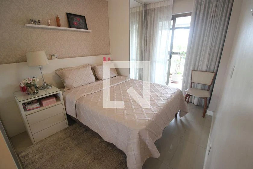 Furnished apartment, 112 m², with a glass-enclosed balcony — photo 25