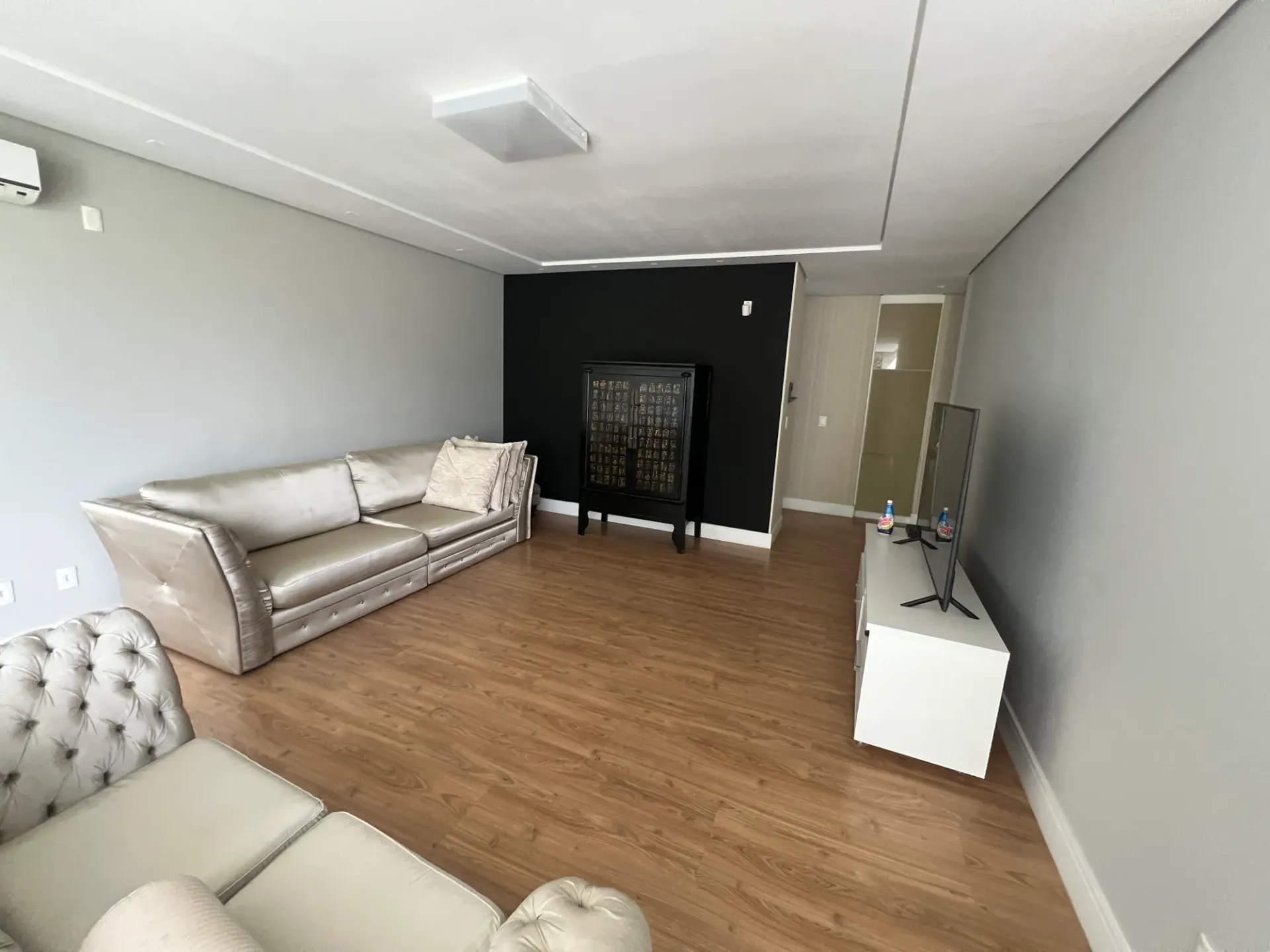 Casa com 6 suítes e 7 banheiros em 1000 m² — photo 17