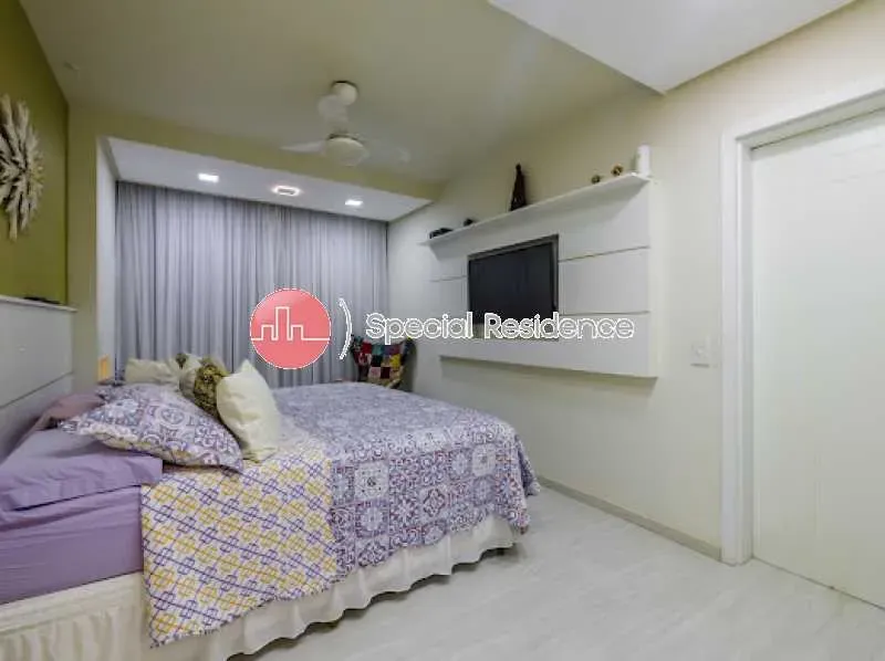 Furnished triplex house with 3 bedrooms and 5 bathrooms — photo 16