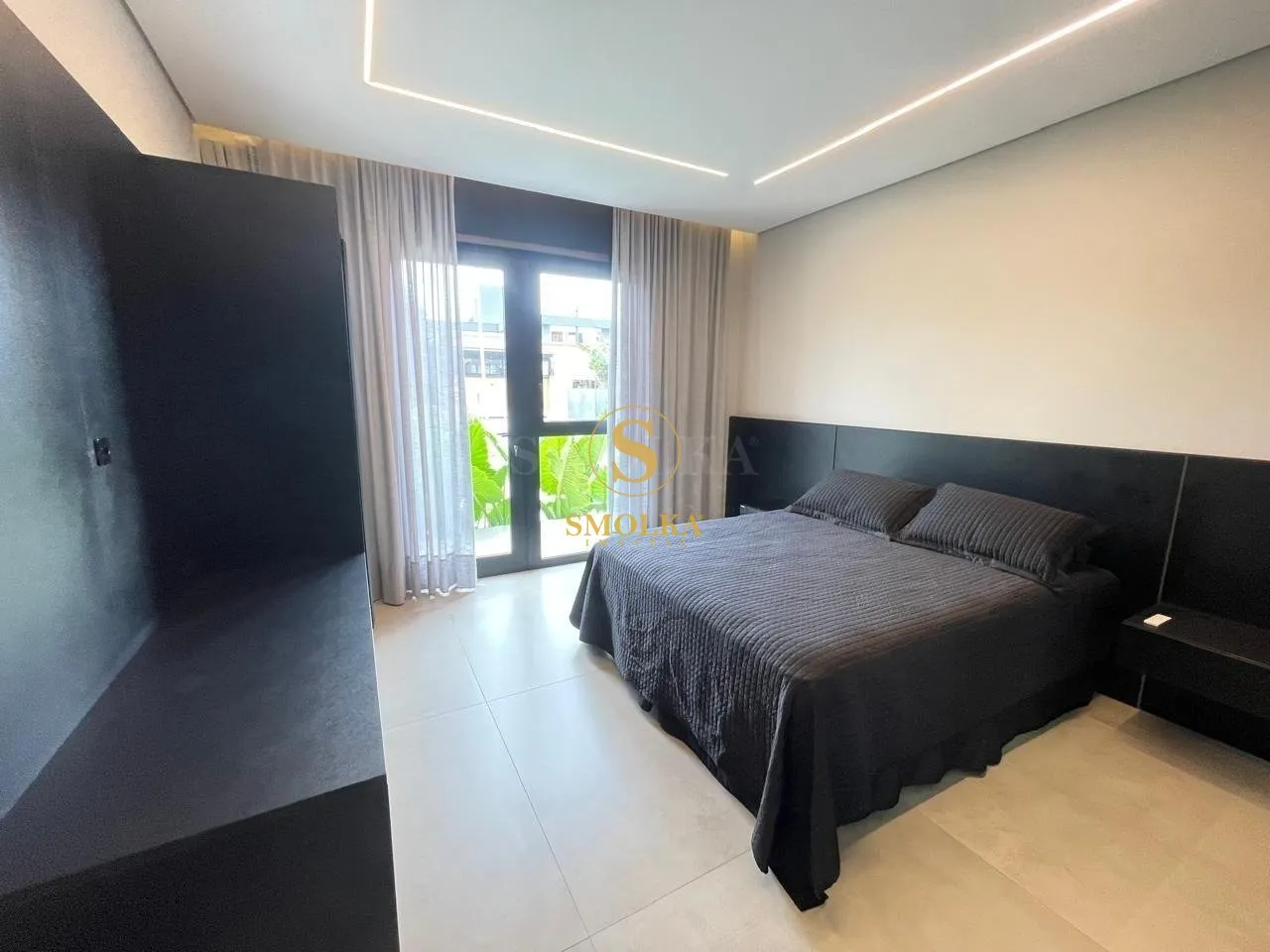 Меблированный дом 645 м² с 5 спальнями и 7 санузлами — photo 42