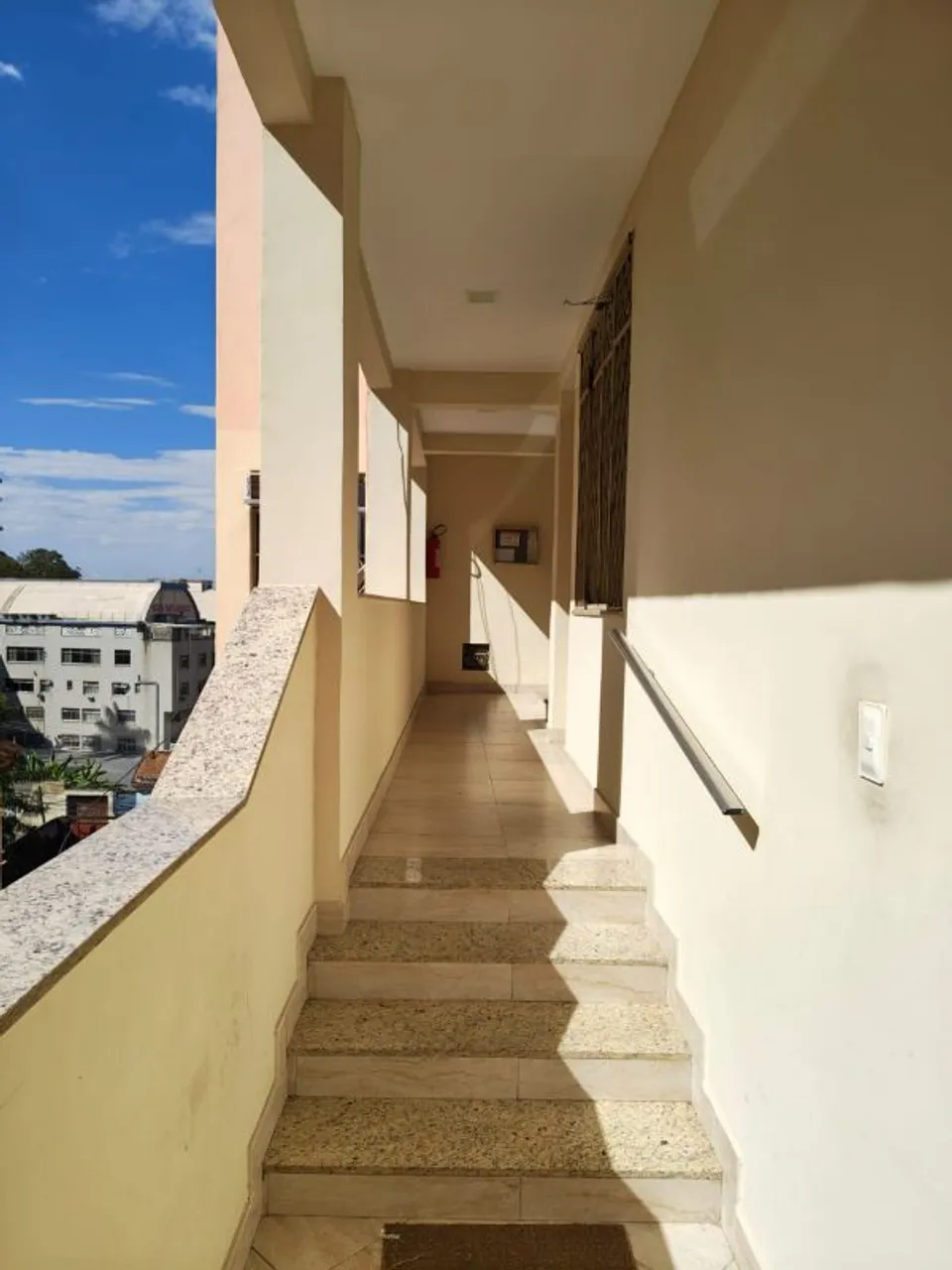 2-bedroom apartment with 1 bathroom and no parking — photo 13
