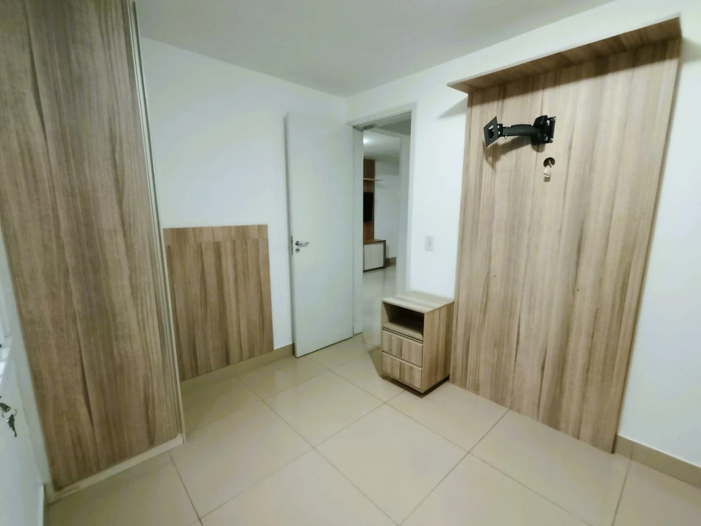 Гардеробная и 2 спальни: квартира 56 м² — photo 11